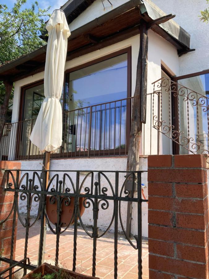 Chalet Villino Il Rustichetto Genova